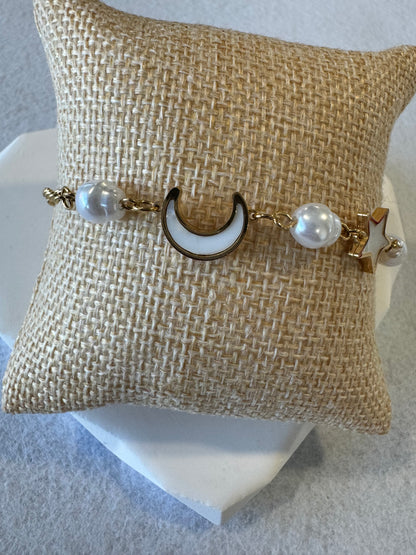 The Luna Bracelet