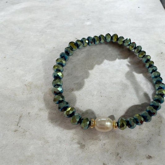 Electric Pearl Bracelet