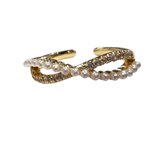 Pearl diamond ring