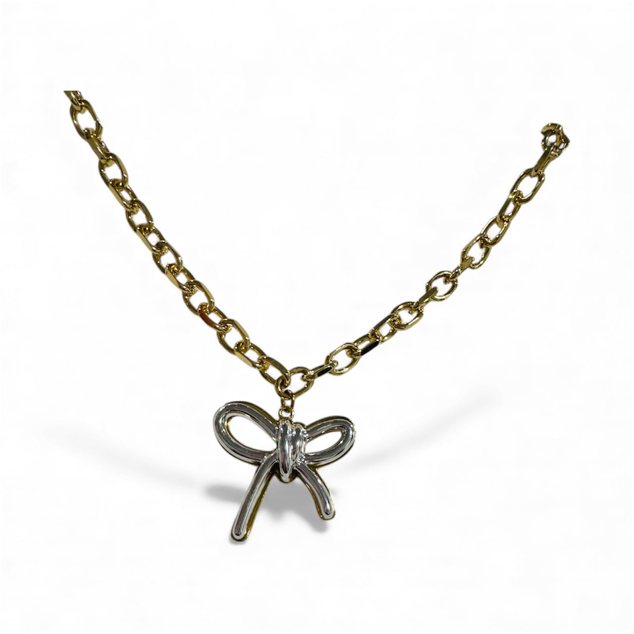 Bow Necklace