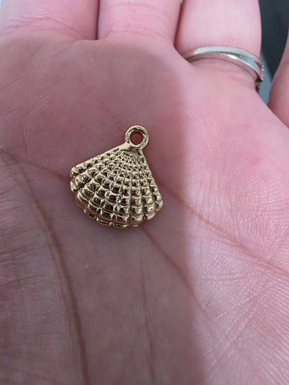 Gold Shell charm