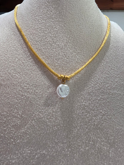 Pearl fall necklace