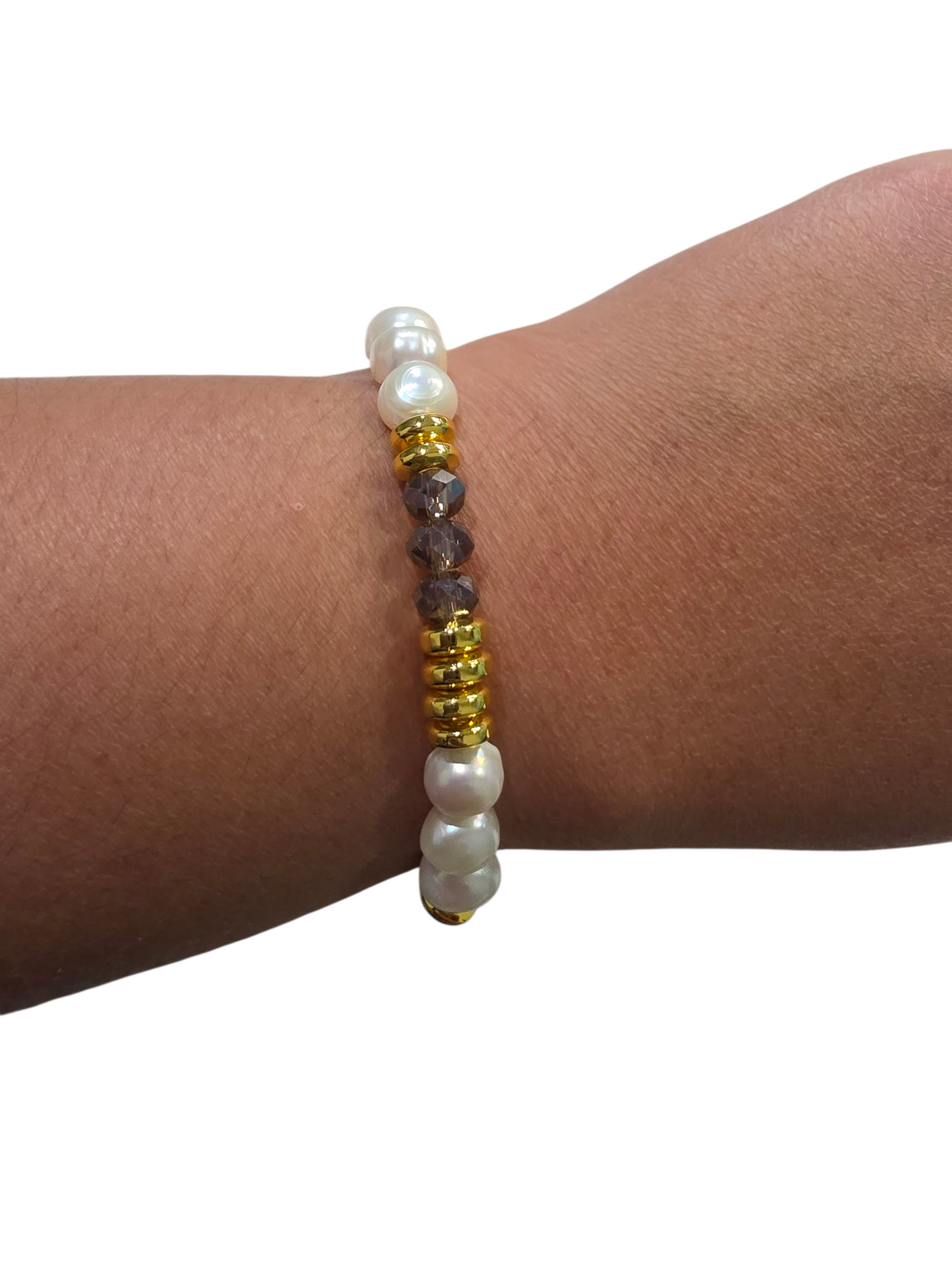 Simple Pearl Bracelet